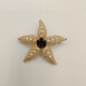 Vintage Gold Tone Starfish Brooch Faux Pearl Red Rhinestone Nautical Beach Pin